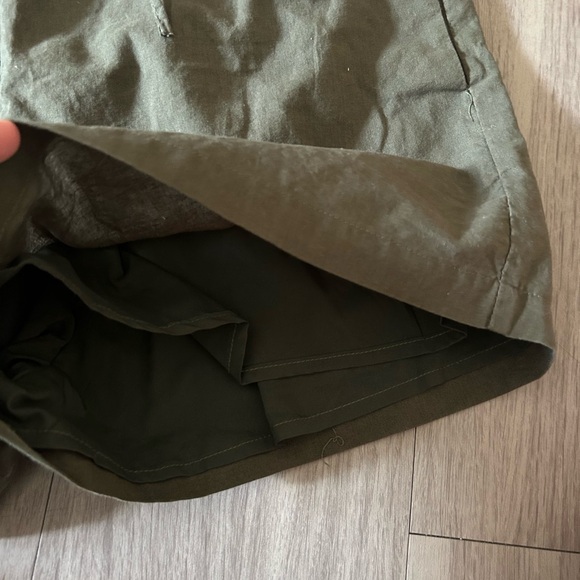 Pink Lily olive green drawstring linen shorts - Picture 4 of 5